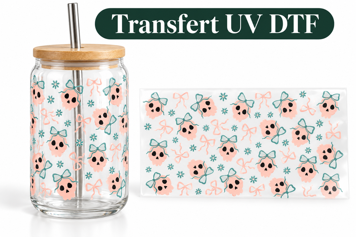 Transfert UV DTF – Petits Crânes Roses & Nœuds